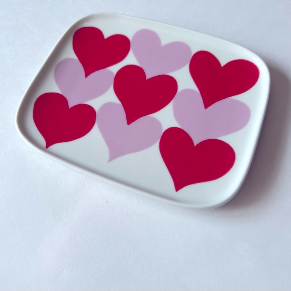 MARIMEKKO OLIVA SYDAMET HEART DISH NWT